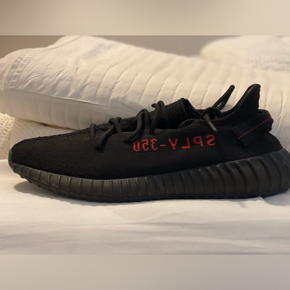 YEEZY BOOST 350 V2 "Bred"